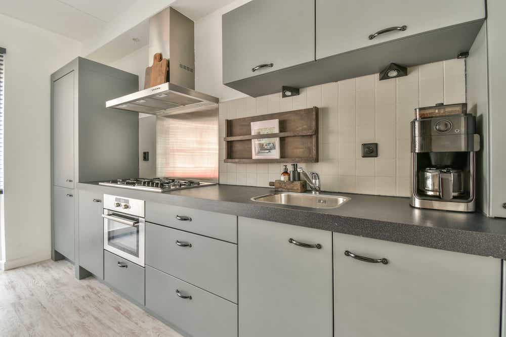 Beautiful Grey Kitchen -  Expert Kitchen and Bathroom Design & Fit in Torquay, Newton Abbot, Totnes, Exeter & South Hams