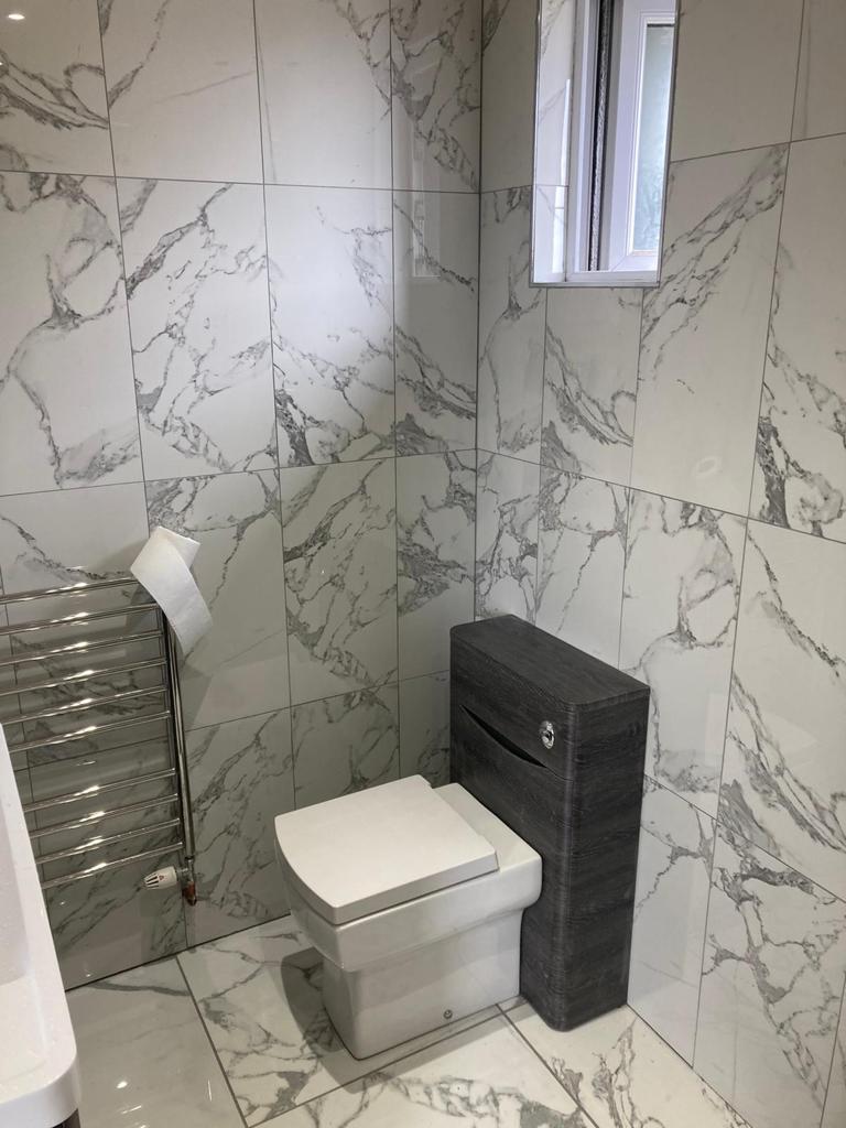 Torquay Bathroom Fitters - Toilet unit